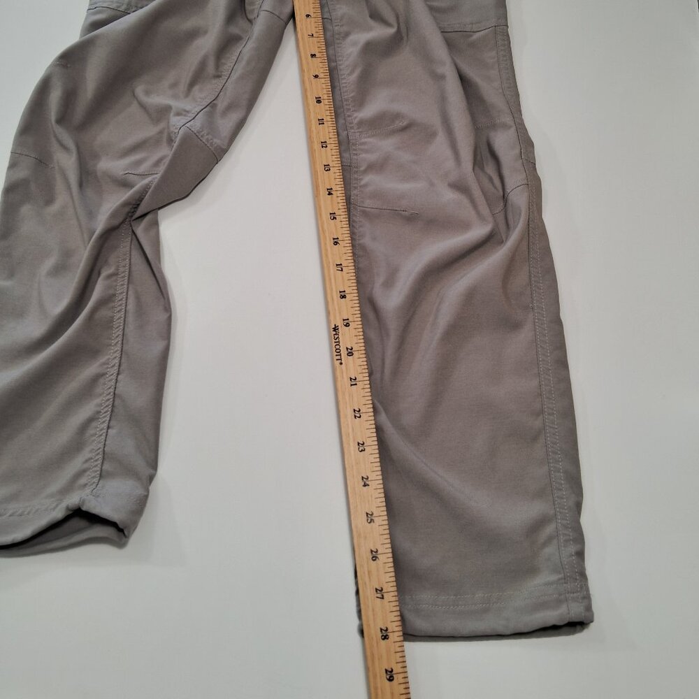 Columbia Cargo Pants - Picture 7 of 9